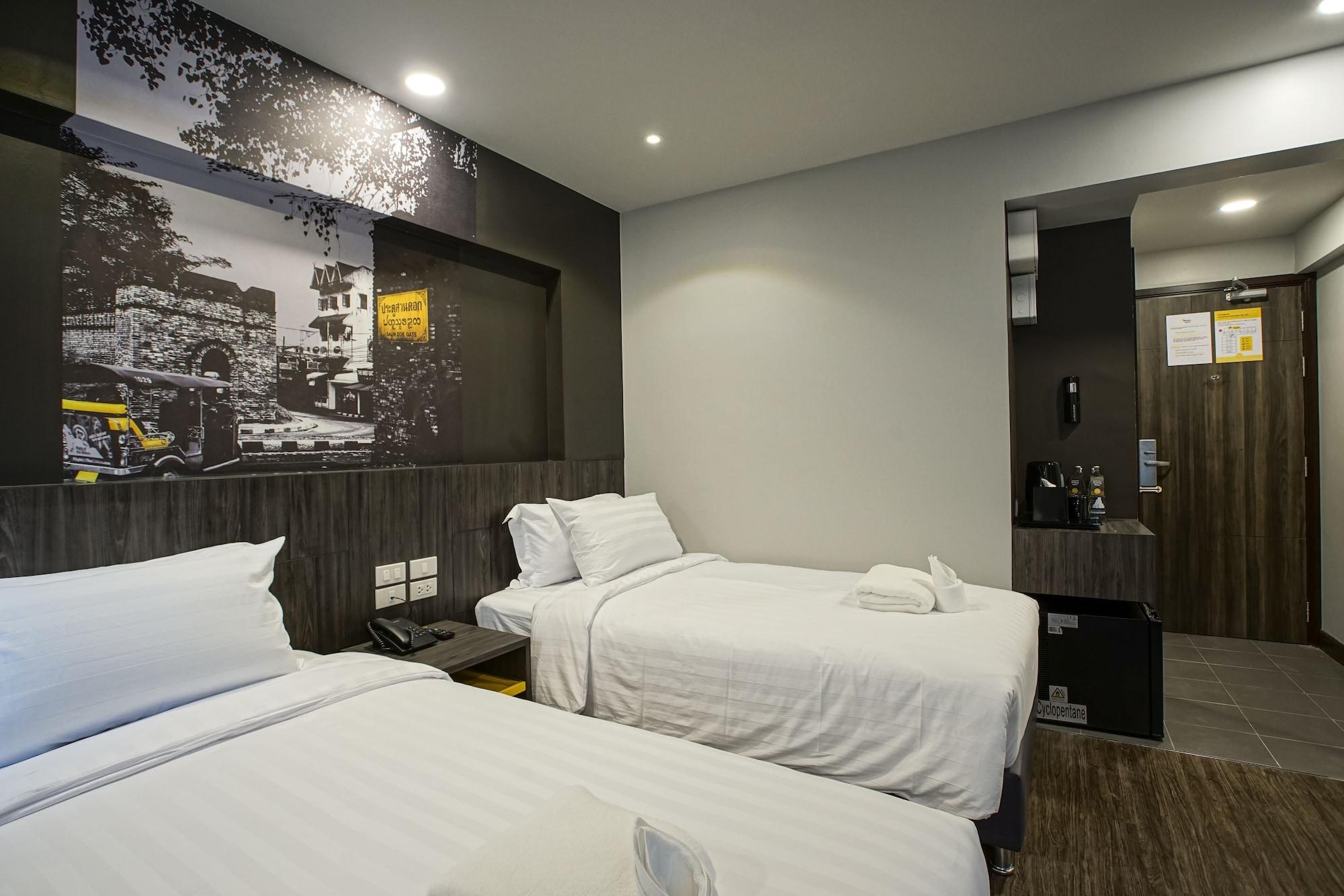 Sleep Mai Thapae Chiang Mai Old City Lifestyle Hotel Exterior photo