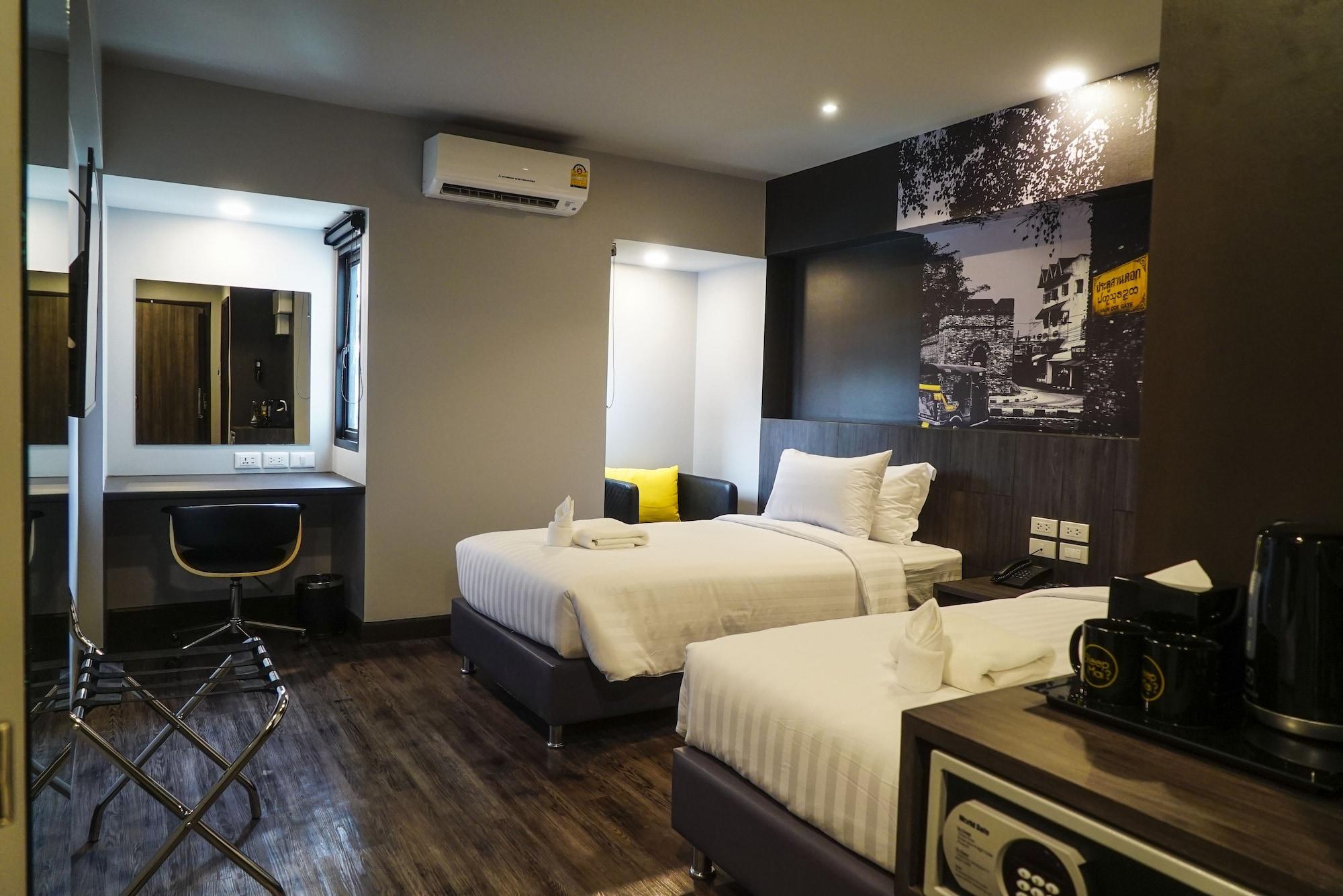 Sleep Mai Thapae Chiang Mai Old City Lifestyle Hotel Exterior photo